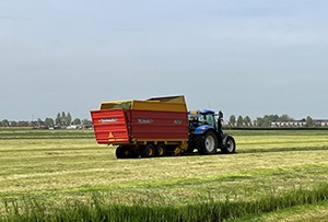 tractor20240202.jpg